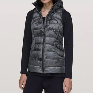 Lululemon Pack It Down Vest
Diamond Dye Melanite Black size 8